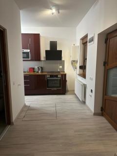 Airport Confort House - Otopeni - 1