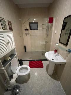 Isa House - Private Rooms in a Shared Duplex - 3