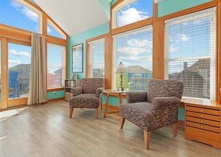 604 Saltspray Court- Semi-Oceanfront, Pool, Hot Tub, Ocean Views, Close to Beach Access - Corolla - 2