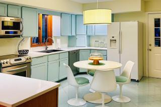 The Red House at the Beach - 2