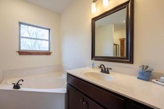 3BD Walk-In Near Silver Dollar City - Game Room - Pool - FREE TICKETS INCLUDED - RR-93B - Branson - 8