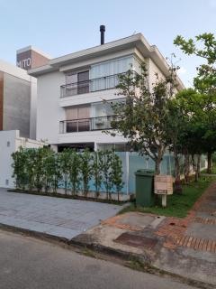 Apto amplo e confortável - 0