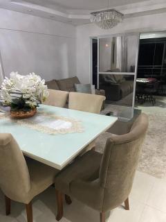 Apto amplo e confortável - 1