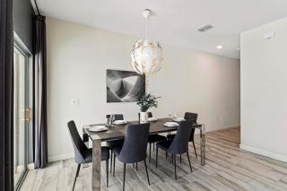 1590 Moon Valley - 2