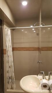 La Cabaña Hotel - 9