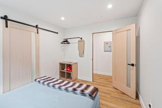 Stylish Sherman Oaks Townhouse 3bed + 3.5bath All Master Suites - 5