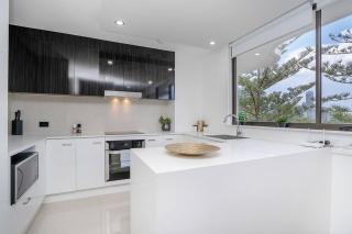 Bright 2B2B w/Spectacular Main River Views - Gold Coast - 6