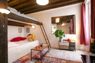 Authentic apartment in center of Parisian Marais - París - 8