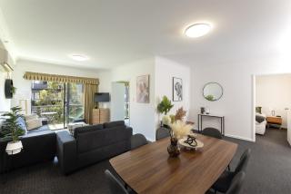 Spacious 2 Bedroom Pool & Gym in Perth City - Perth - 0