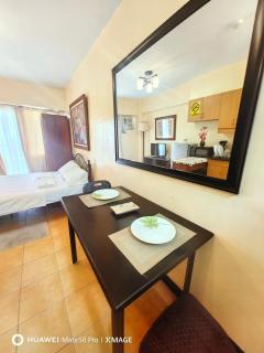 MigzNTonz Place 2 - Manila - 8