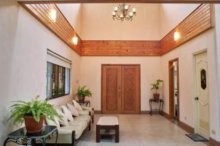 Spacious 6BR Family House in Tagaytay - Tagaytay - 0