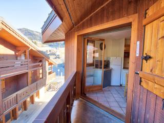 Appartement cosy avec WIFI, parking à Notre-Dame-de-Bellecombe, au pied des pistes - FR-1-505-102 - 4