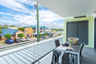 Ishtar Apartment 5- Water Views - Huskisson - 1