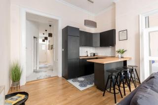 City Center Dream Home at The Danube - Budapest - 3