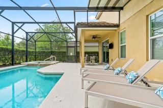 Feel A Mickey Hug on This Magical Retreats - Davenport - 6