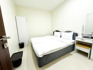 Ras Star Residence - Home Stay - Dubai - 4