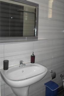 Riviera Rooms - Himarë - 8