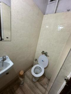 New Royal Hotel - New Delhi - 5