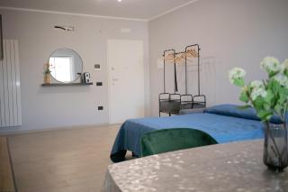E-Twelve Apartment - Naples - 5