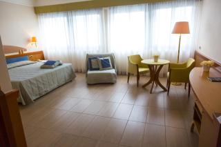 Hotel Futura Centro Congressi - Naples - 9