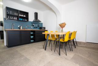 White Wolf House Hostel - 3