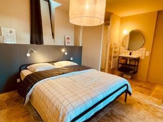 Les Suites d'Angoulême - Proche Gare et Centre ville - Haut de gamme - 0