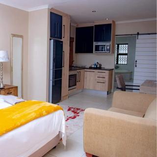 Sunset Events And Accommodation-Gqeberha - Summerstrand - 4