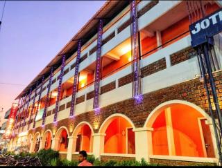 A K Residency - Kālapettai - 9