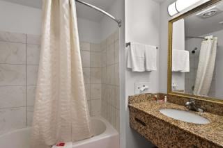 Econo Lodge - Princess Anne - 4