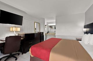 Econo Lodge - Princess Anne - 2