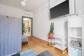 Classy Couture Apartment - Budapest - 5