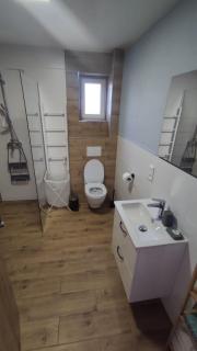 Apartmán Na Kvetnej - vlastná záhrada, parkovanie - Poprad - 9