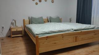 Apartmán Na Kvetnej - vlastná záhrada, parkovanie - Poprad - 4