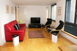 JOIVY Inviting Flat with Parking in Canonmills - Edimburgo - 0