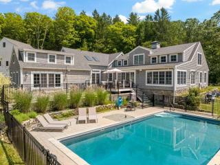 The Wolfstead - near Mystic, Casinos & Beaches - 5