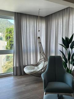 Praia do Santinho, de frente para mar - 2