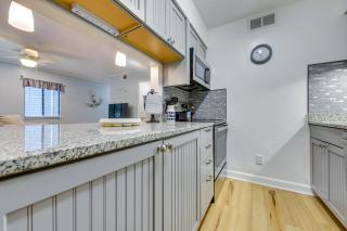Walkable Calabash Condo with Pool Access! - Calabash - 1