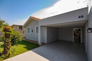 10 hóspedes - PISCINA água salgada - Cozinha GOURMET - 4 quartos - 3 banheiros - 2,1 km do Cataratas JL Shopping - 8