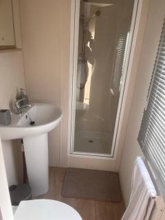 LillyPad Caravan - Selsey - 2