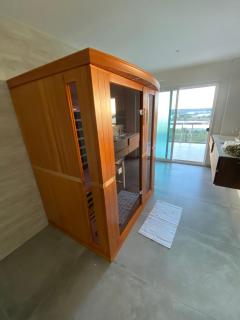 Stunning 2 brm designer View condo in Maho - Lowlands - 8
