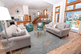 Semi-Oceanfront, Close to Beach, Private Pool, Rec Room, PI13, Ocean's 13 - 3