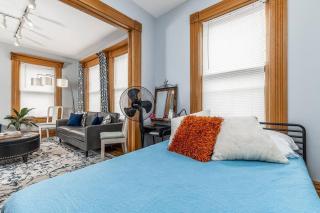 The Dubuque House - Historic Downtown Location! - Dubuque - 9