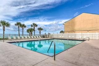 Panama City Beach Condo with Balcony, Walk to Ocean! - Panama City Beach - 0