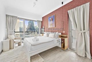 Luxurious 1-Bedroom Apartment with Spectacular Views - Dubai - 4