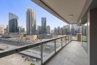 Luxurious 1-Bedroom Apartment with Spectacular Views - 6