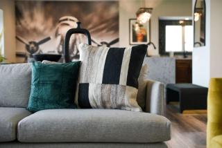 HostWise Stays - Grandview Penthouse - Sweeping City Views, High End Living - 2