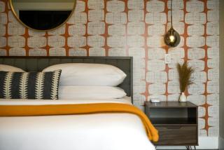 HostWise Stays - Grandview Penthouse - Sweeping City Views, High End Living - 4