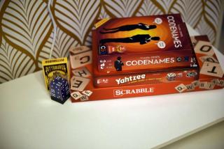 HostWise Stays - The Geneva - Easy Walk to Childrens - 7