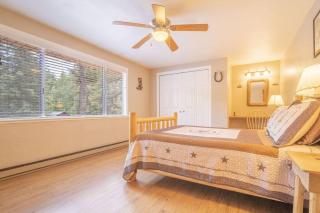 The Spruce Loft Apartment at Blue Spruce RV Park & Cabins - Tuckerville - 7