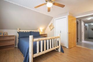 The Spruce Loft Apartment at Blue Spruce RV Park & Cabins - Tuckerville - 6